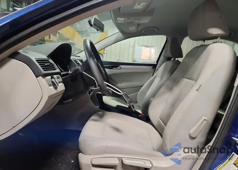 2016 Volkswagen Passat S from USA, damaged, VIN 1VWAT7A36GC004895